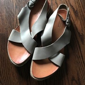 Leather taupe crisscross straps sandals